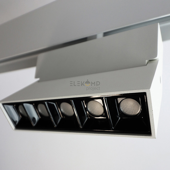 Трековий світильник 36 Elekomp Track Світильник "Книга 30°" 10Вт 4000К DIMM White 248153