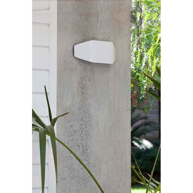 Настенный светильник Faro 71516 FUTURE White wall lamp