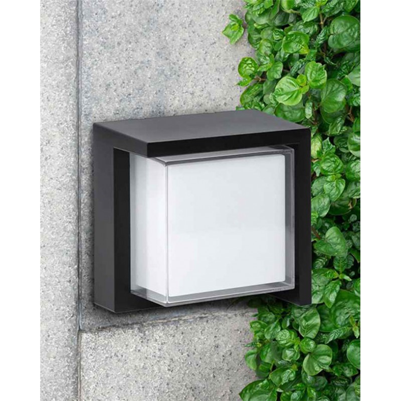 Вуличний світильник Goldlux 330963 Essen LED 1x12W 4000K 1400Lm IP44 чорний