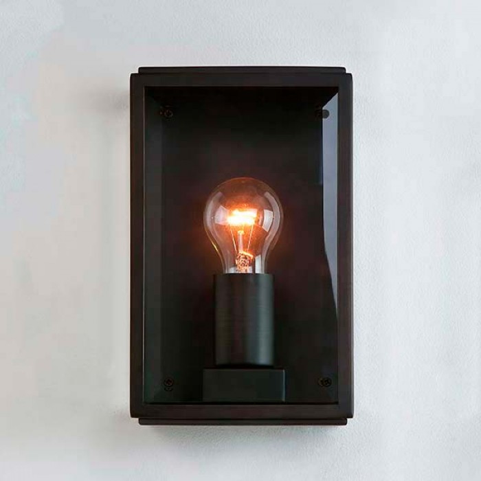 Astro 0483 Homefield Black