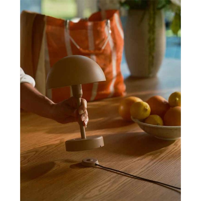 Светильник уличный портативный Nordlux 2418015018 Ellen To-Go LED 1x2.8W 3000K 300Lm IP44 коричневый