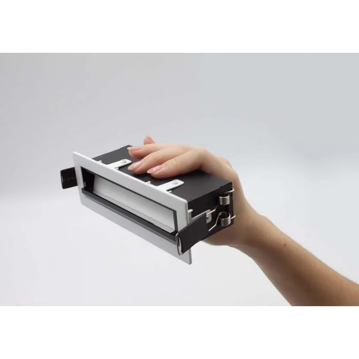 Точковий світильник Skarlat RSL74104 5x2W WH+BK 3000K Zete Точковий світильник Skarlat RSL74104 5x2W WH+BK 3000K Zete
