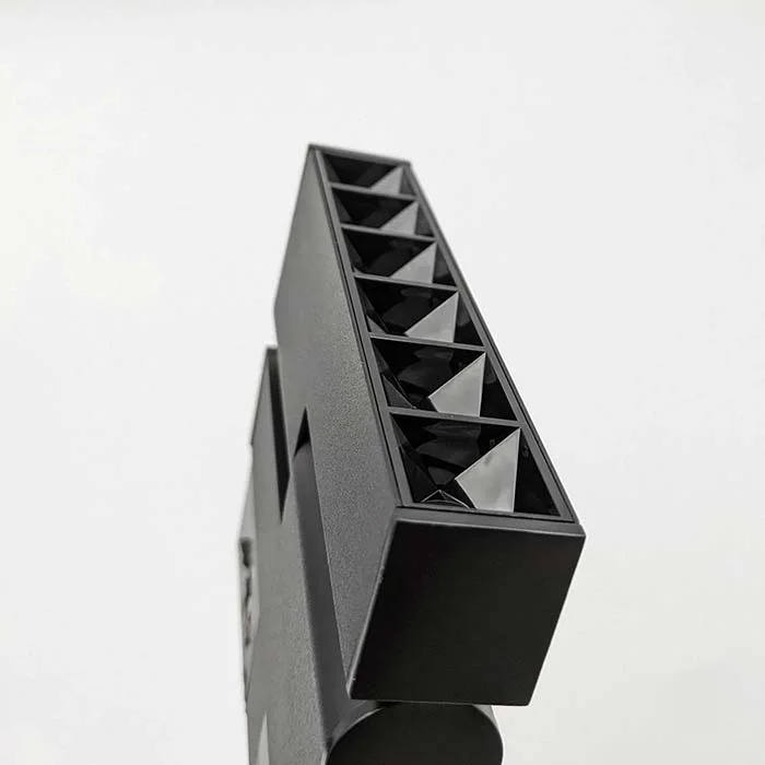 Магнитный трековый светильник Skarlat RGD2004 6x1.5W BK 4000K Arlin Магнитный трековый светильник Skarlat RGD2004 6x1.5W BK 4000K Arlin