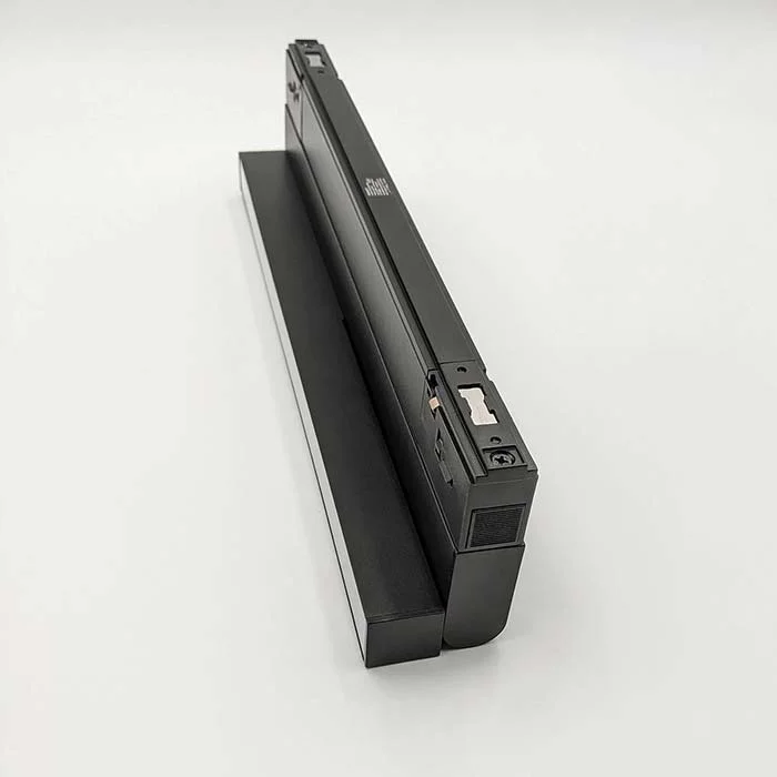 Магнитный трековый светильник Skarlat RGD2009 9W BK 4000K Tess Магнитный трековый светильник Skarlat RGD2009 9W BK 4000K Tess